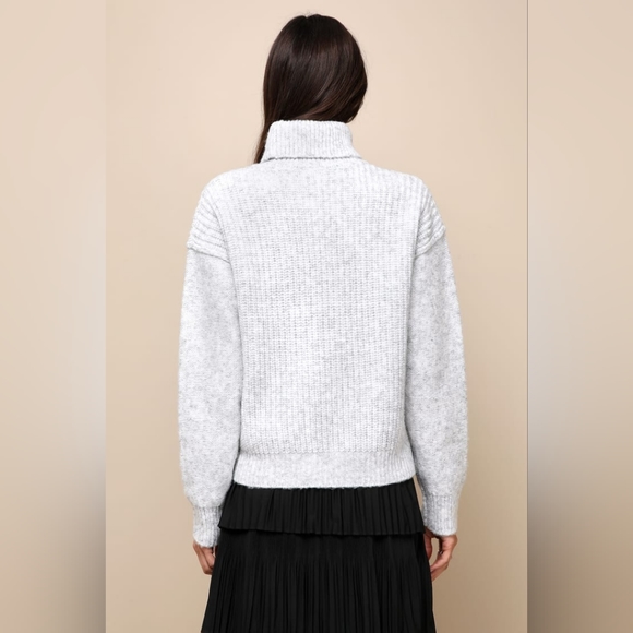 Grey Turtleneck Pullover Sweater - Picture 4 of 4